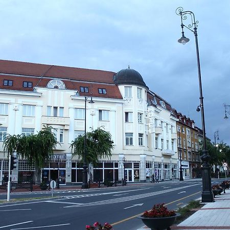 Hotel Central Nagykanizsa Εξωτερικό φωτογραφία
