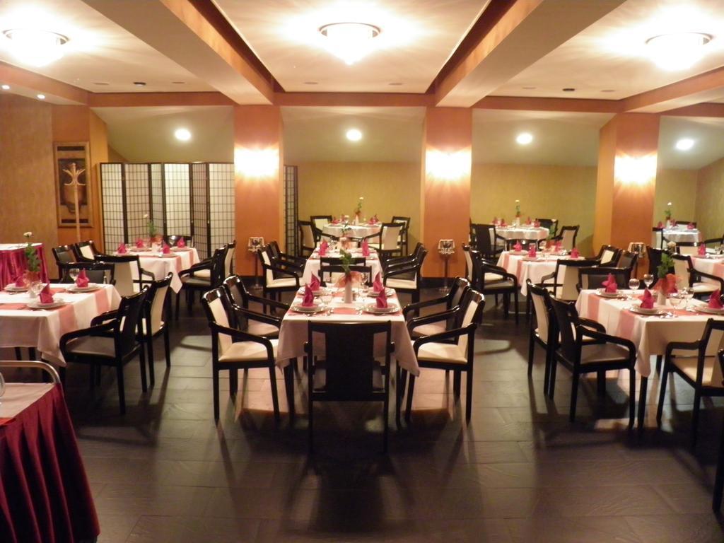 Hotel Central Nagykanizsa Εξωτερικό φωτογραφία