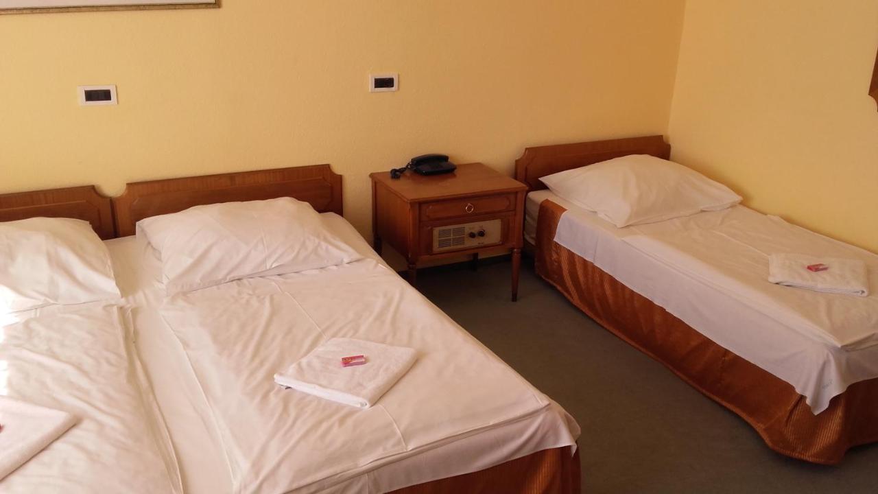 Hotel Central Nagykanizsa Εξωτερικό φωτογραφία