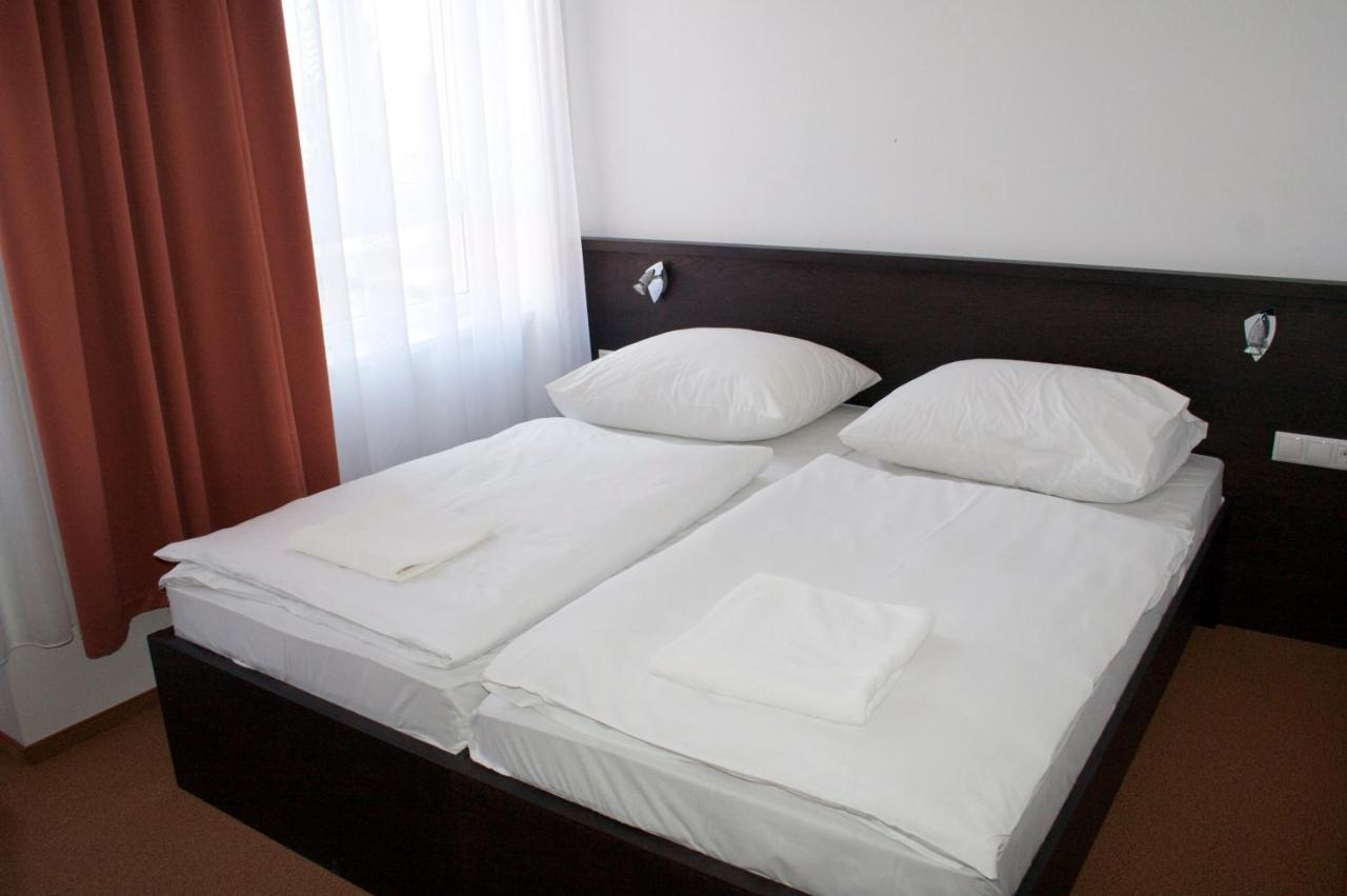 Hotel Central Nagykanizsa Εξωτερικό φωτογραφία