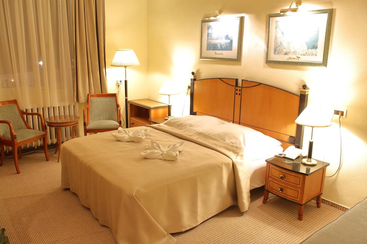 Hotel Central Nagykanizsa Εξωτερικό φωτογραφία