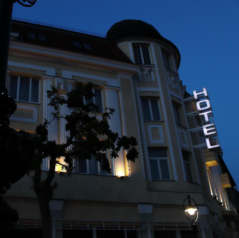 Hotel Central Nagykanizsa Εξωτερικό φωτογραφία