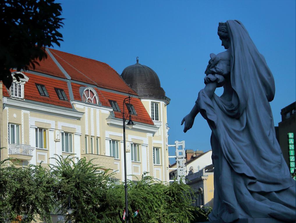 Hotel Central Nagykanizsa Εξωτερικό φωτογραφία