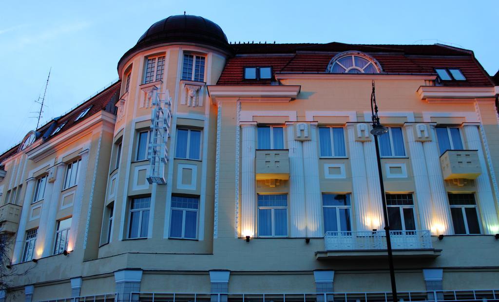 Hotel Central Nagykanizsa Εξωτερικό φωτογραφία
