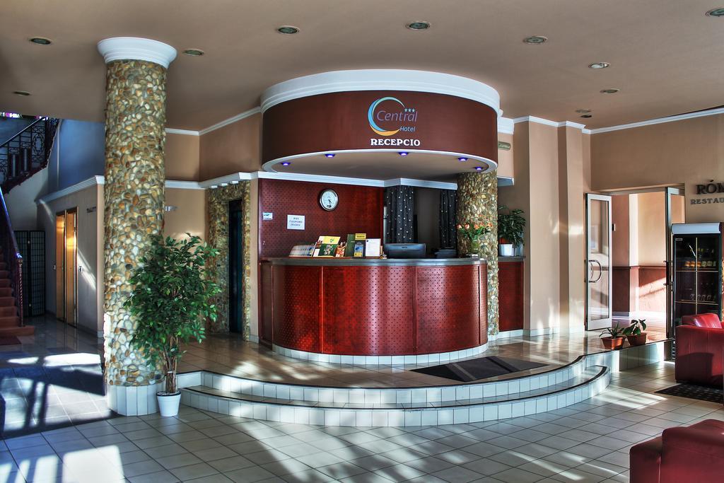 Hotel Central Nagykanizsa Εξωτερικό φωτογραφία