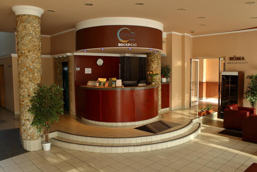 Hotel Central Nagykanizsa Εξωτερικό φωτογραφία