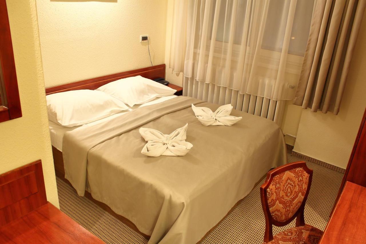 Hotel Central Nagykanizsa Εξωτερικό φωτογραφία